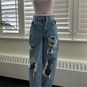 Urban outfitter BDG ripped jeans. Size 25.